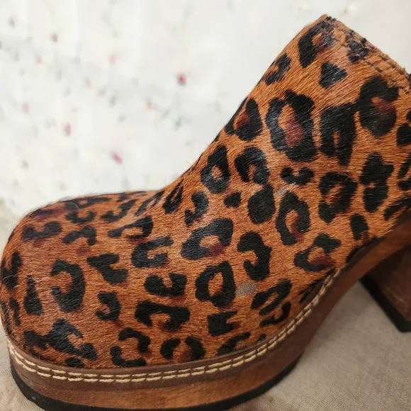 Vintage Riverstone Cheetah Platform Mules - Picture 6 of 13
